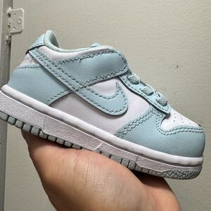 Nike Blue and White Sneakers Classic Low-Top Design